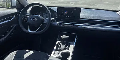 Geely Emgrand (белый цвет)