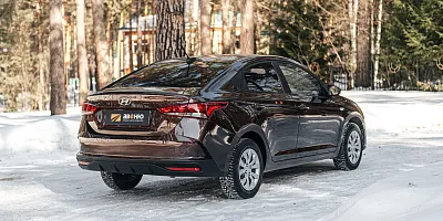 Hyundai Solaris (коричневый) в аренду