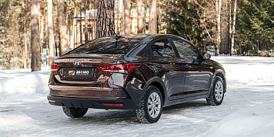 Hyundai Solaris (коричневый) в аренду