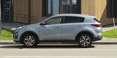 Kia Sportage 4WD (серебристый) в аренду