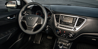 Hyundai Solaris (белый) в аренду